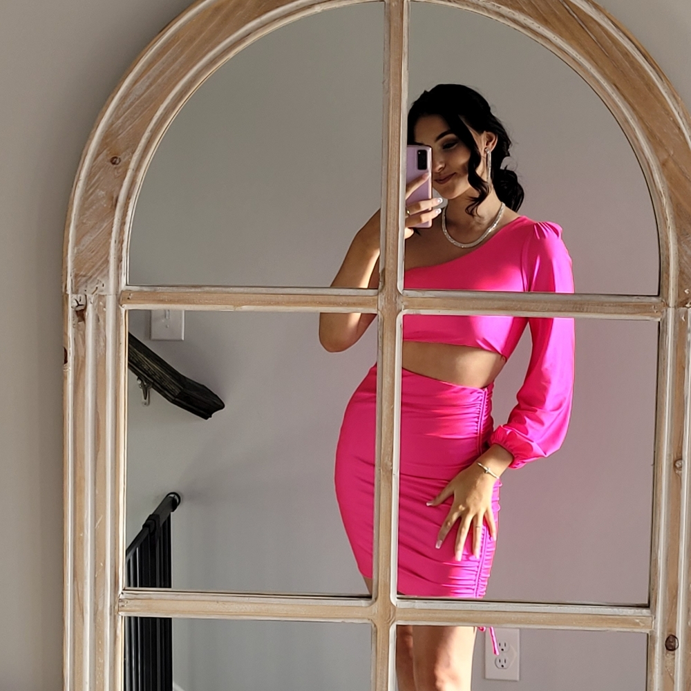 Elegant Pink Long Sleeve Hoco Dress